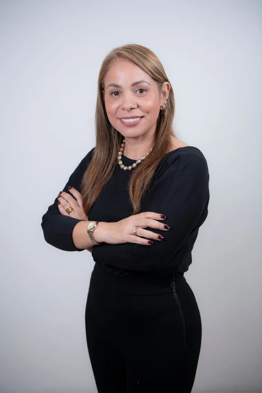 Maria Yolety Ucros, Medica Especialista en Alta Gerencia